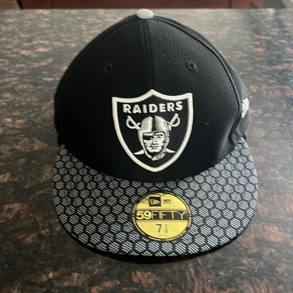 Fitted Raiders baseball hat